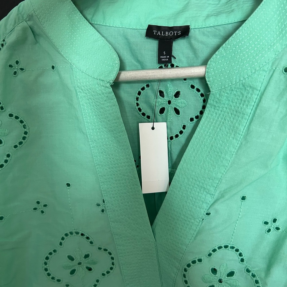 Talbots Mint Green Eyelet Blouse Small NWT - Picture 10 of 10